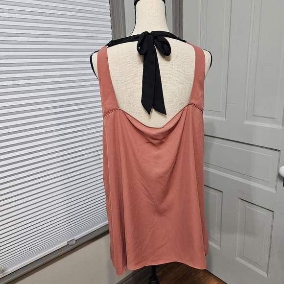 City Chic Lace Motif Halter Neckline with Back Tie and Split Tierd Detail - Picture 6 of 8